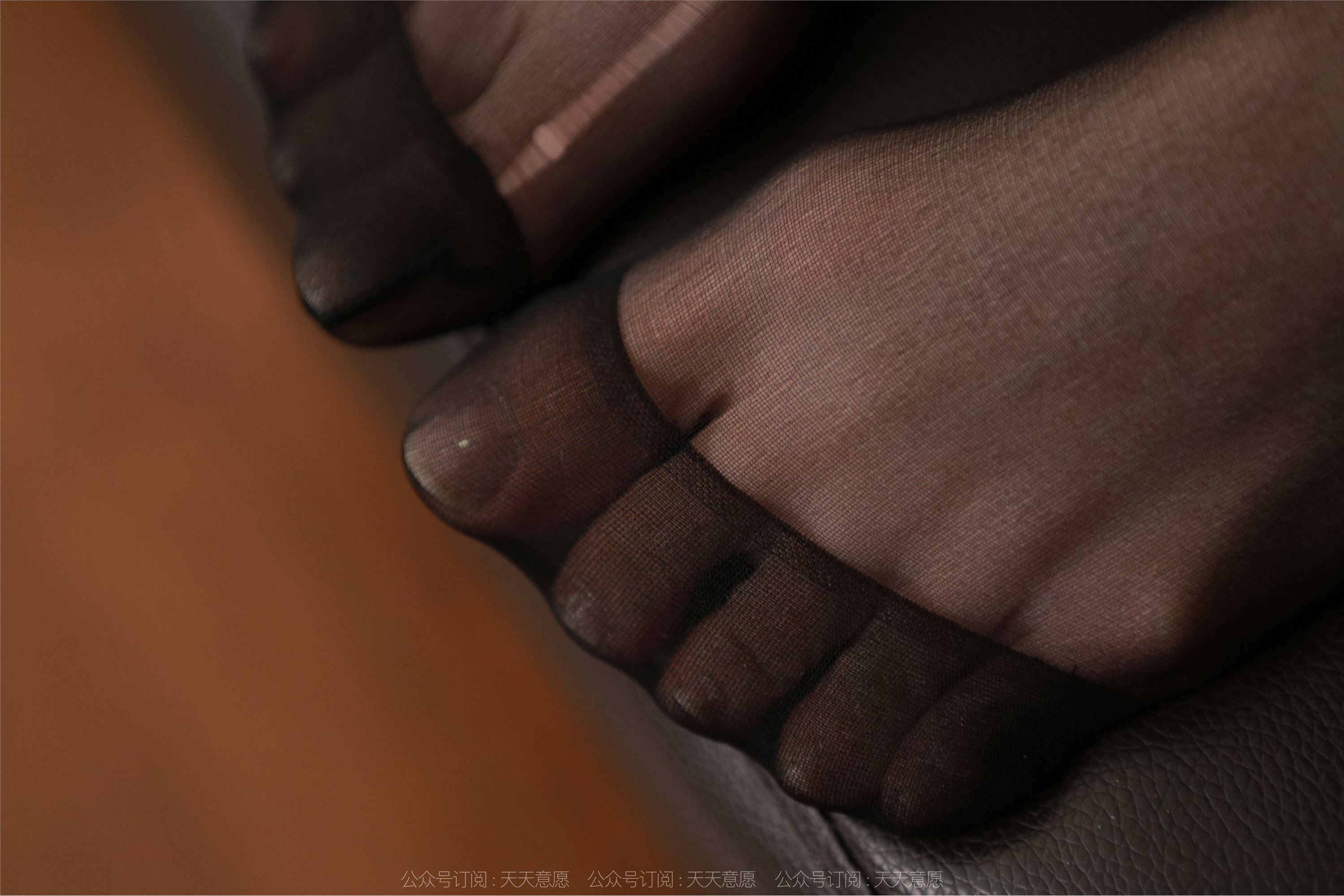 IESS异思趣向 2022.03.18 丝享家1032：团团《黑丝职业装》